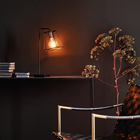 Tower table lamp