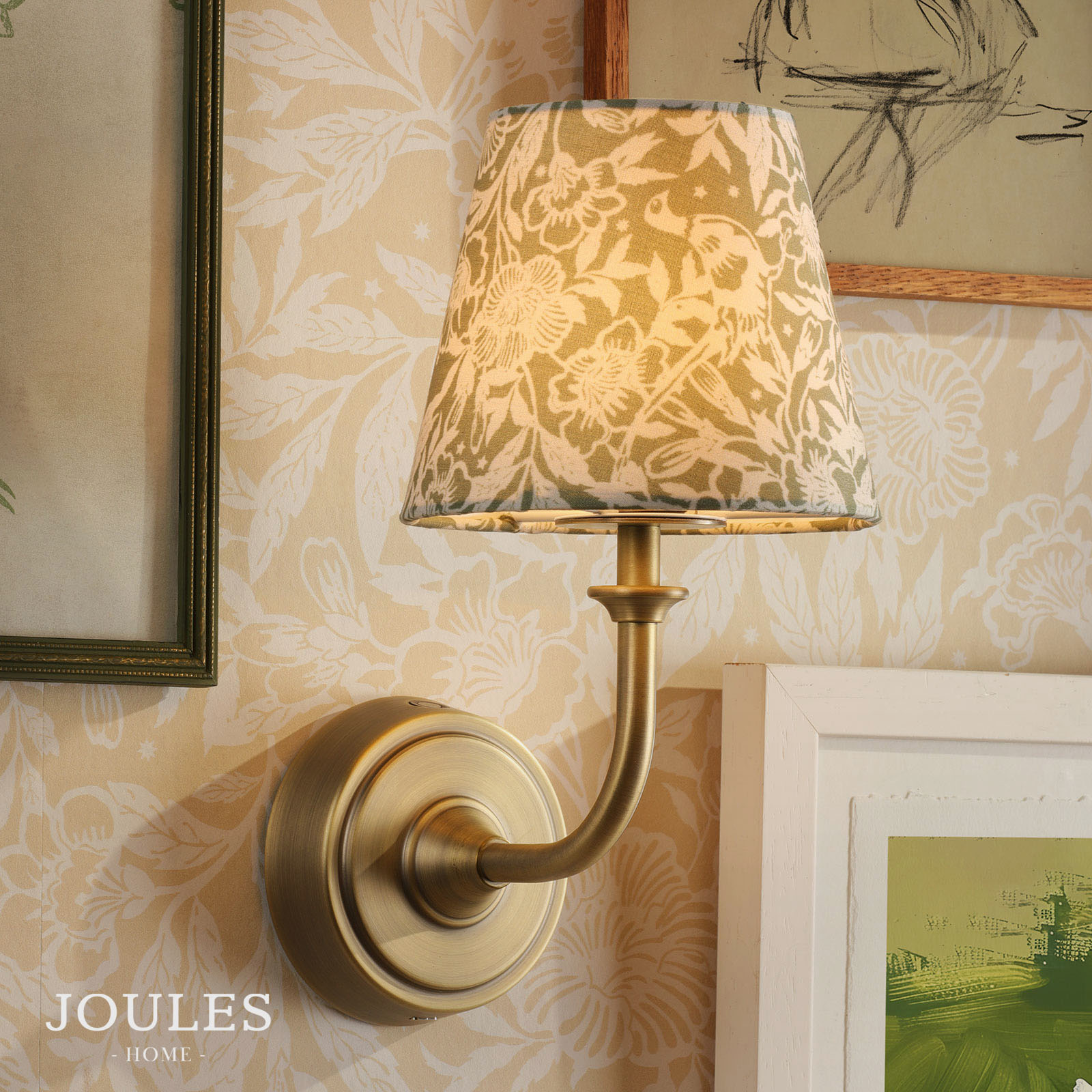 Joules Apsley Rechargeable Wall Light Matt Antique Brass With Shade LED