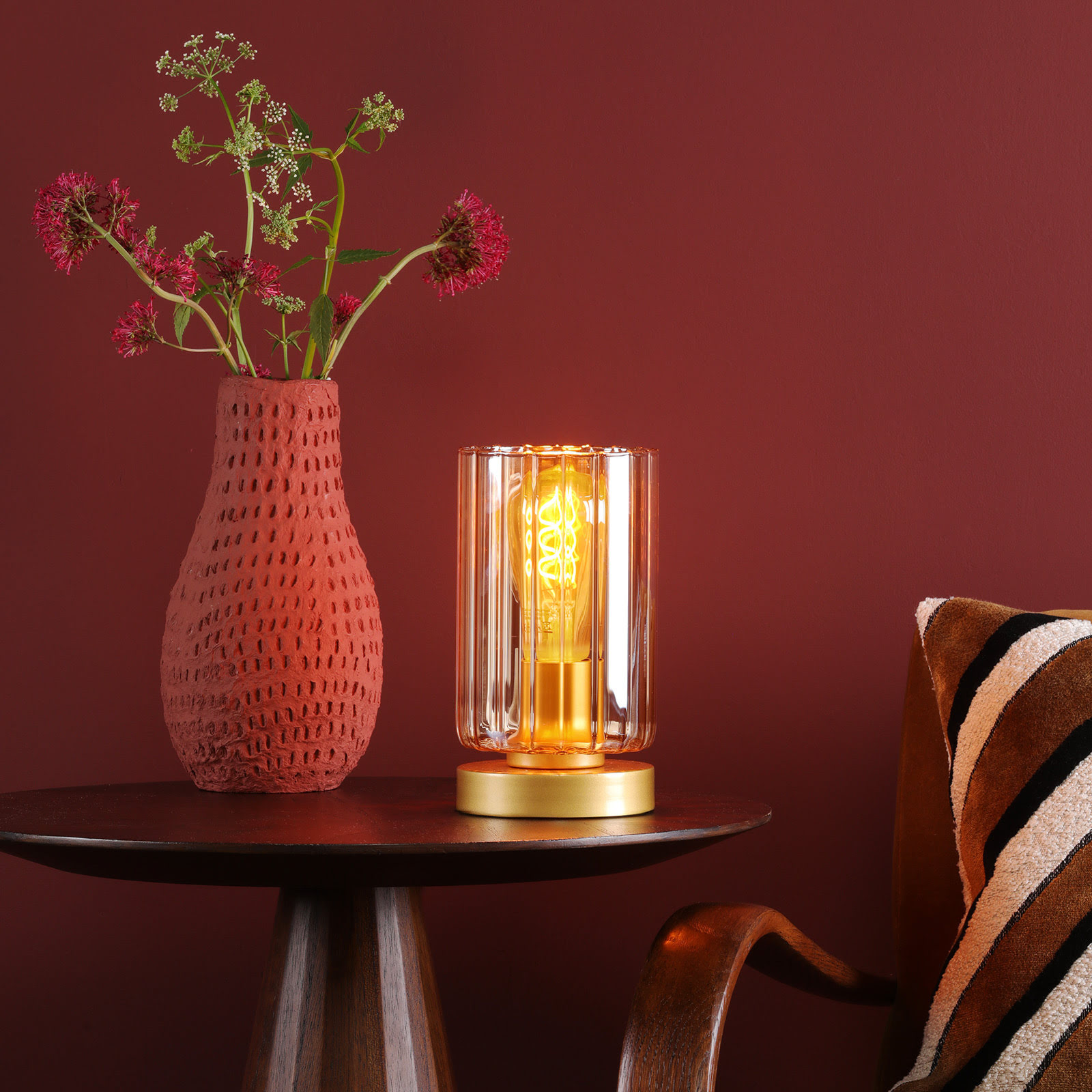 Daylin Table Lamp Satin Gold and Amber Ribbed Glass