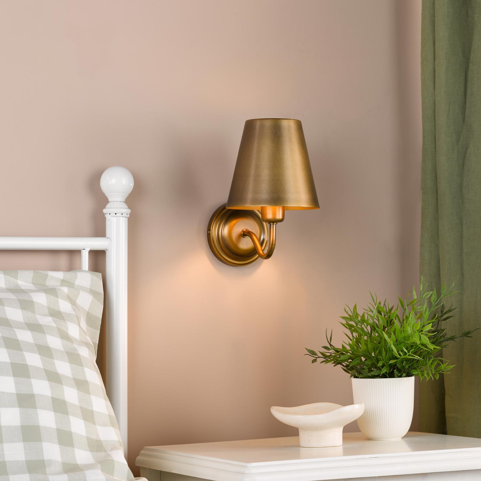 Elara Wall Lamp Antique Bronze With Bronze Metal Shades