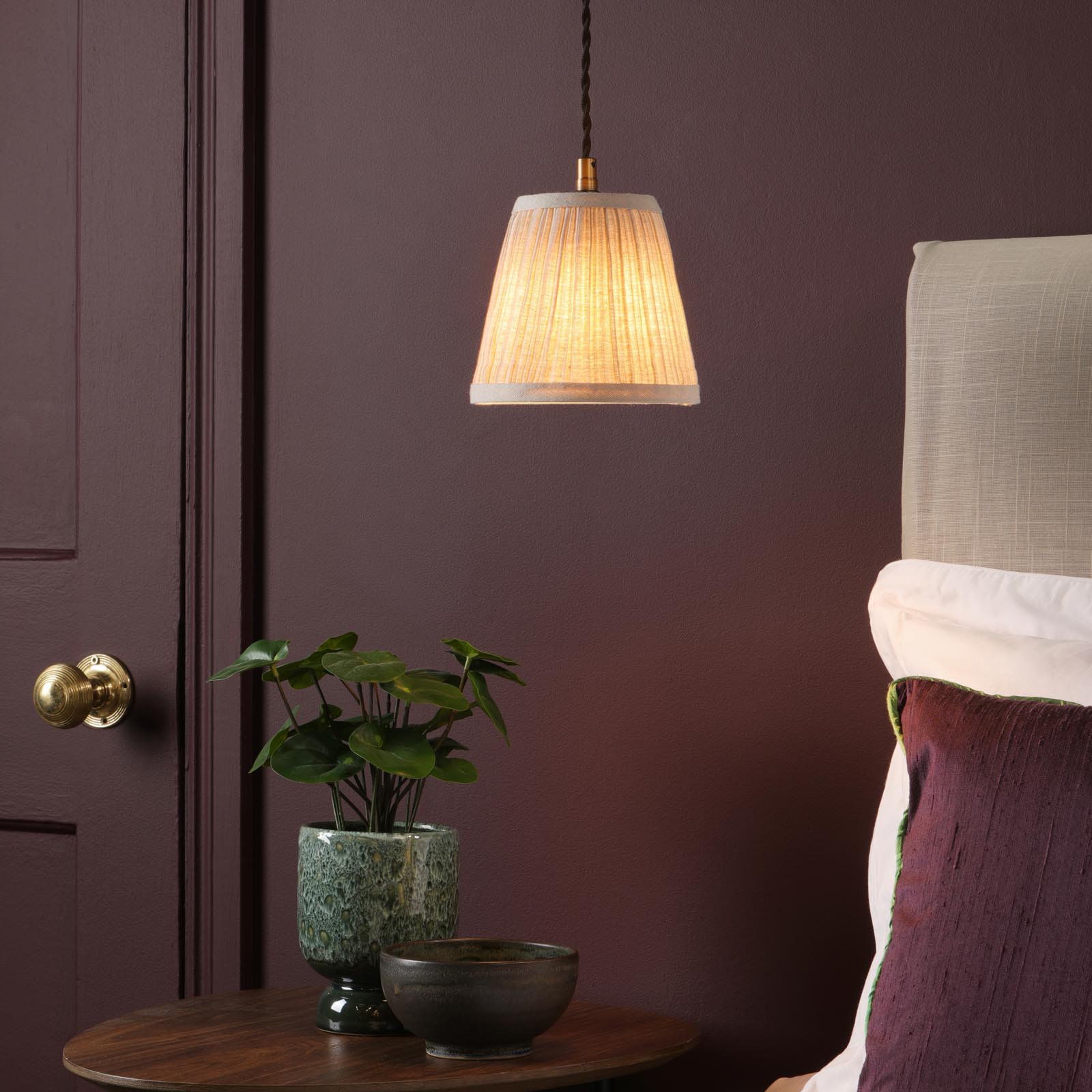 Hadano Pendant Antique Bronze With Natural Linen Pleated Shade