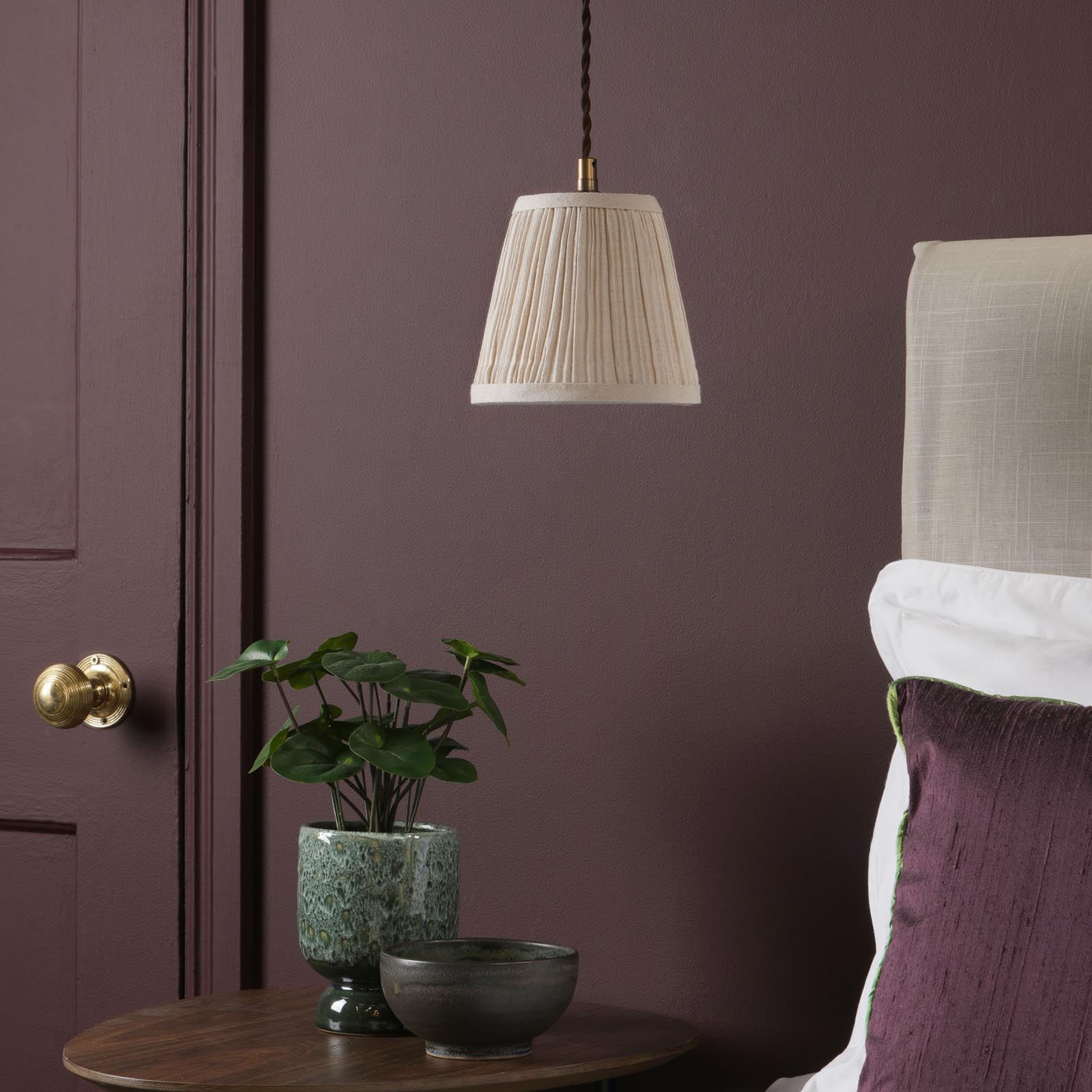 Hadano Pendant Antique Bronze With Natural Linen Pleated Shade