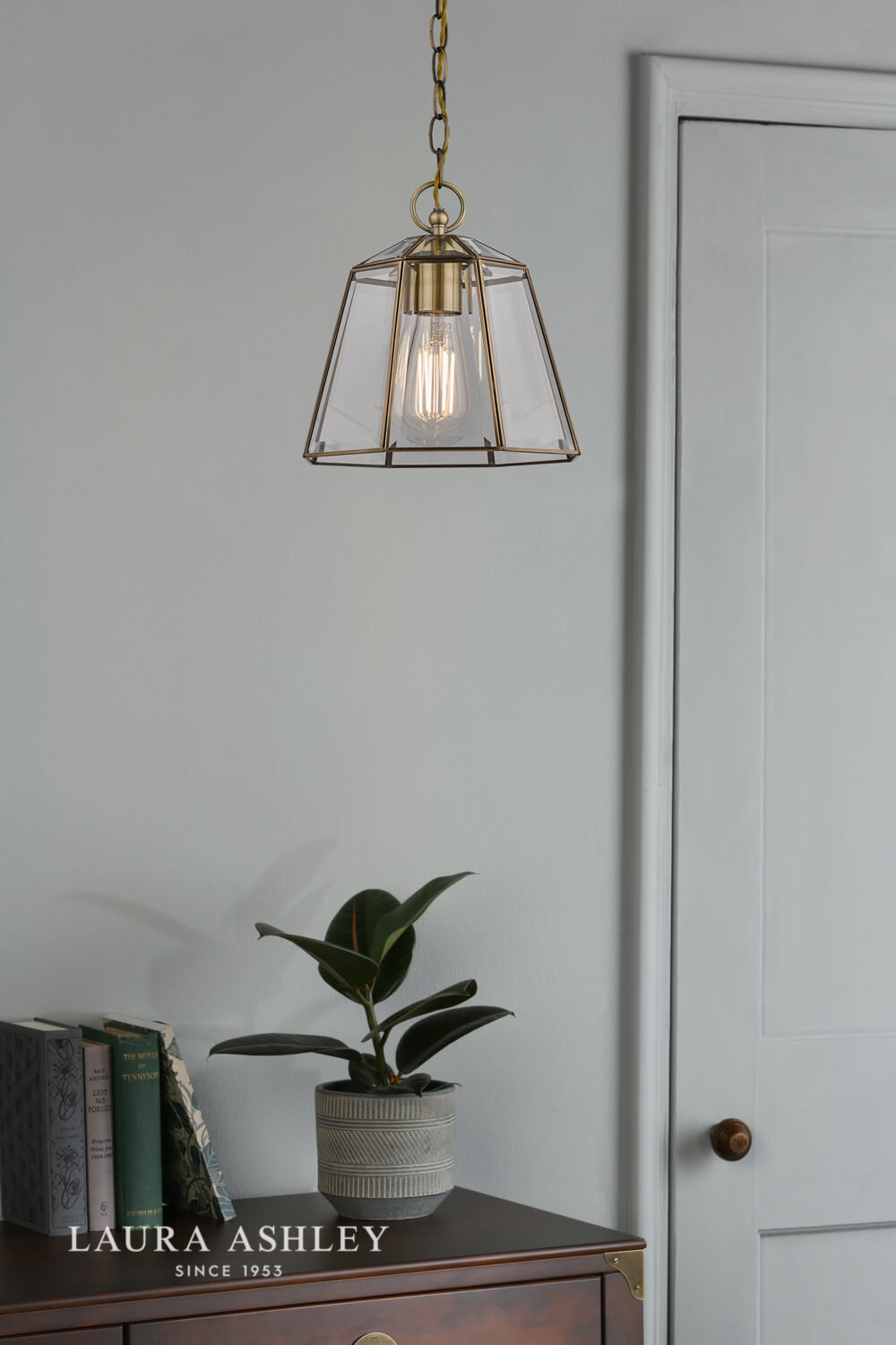 Laura Ashley Clayton Pendant Antique Brass Glass 