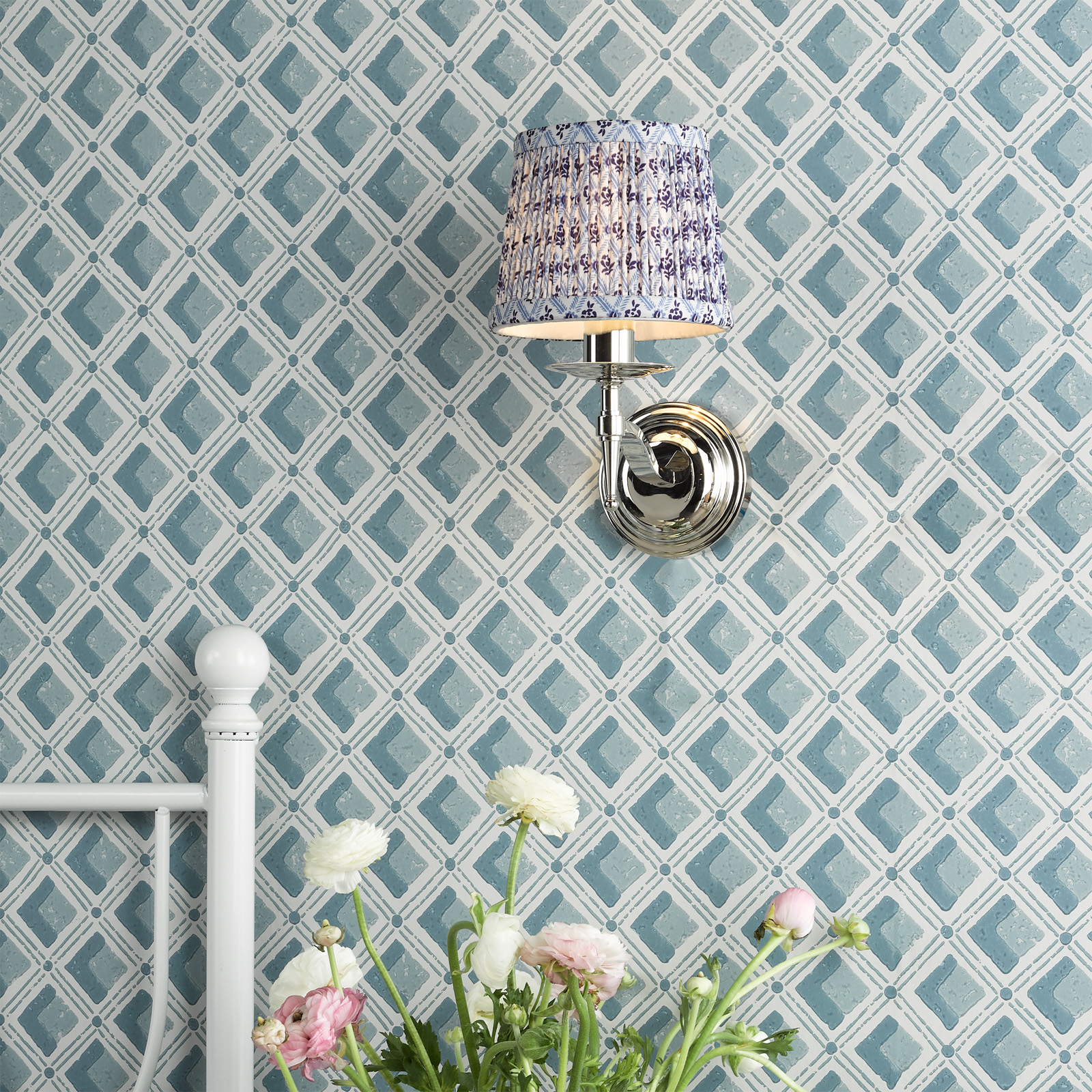 Marble Hill Wall Light Polished Nickel With Shade