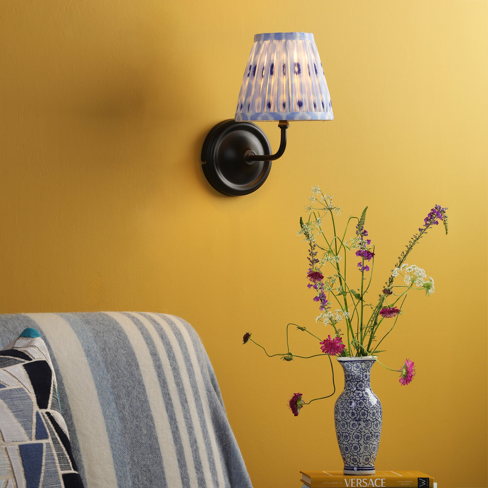 Padme Wall Light Matt Black With Shade