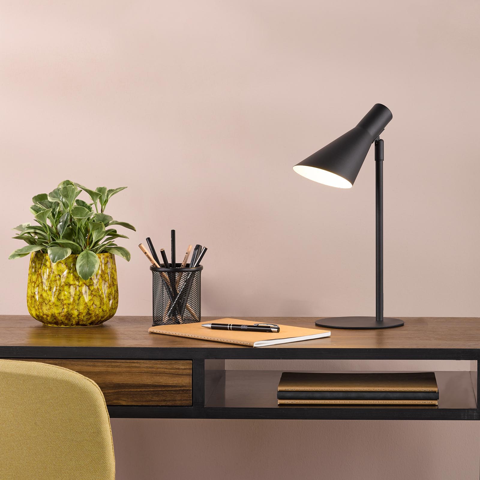 Zahira Task Lamp Matt Black